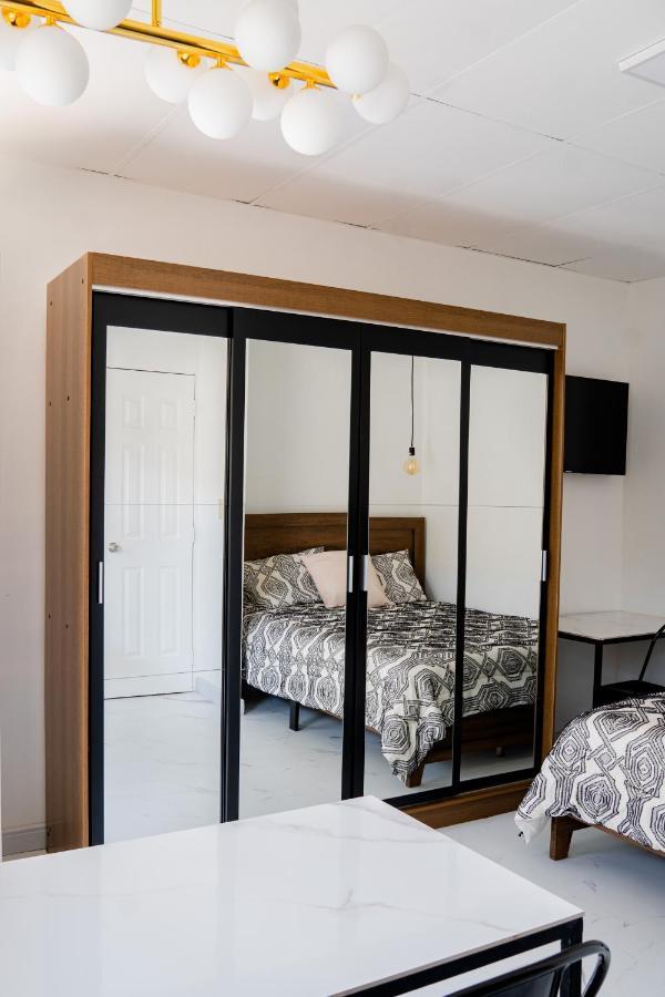 Doral Executive Apartment David
